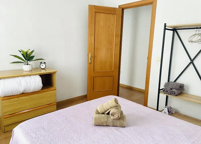 Velero En El Ctro De Apartamento