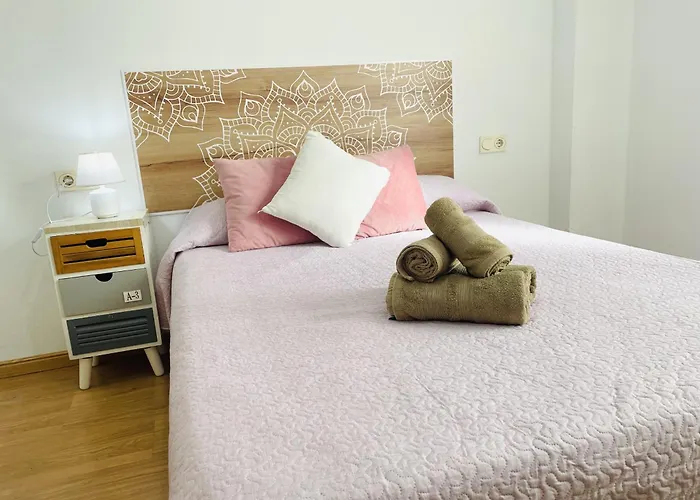 Velero En El Ctro De Apartamento